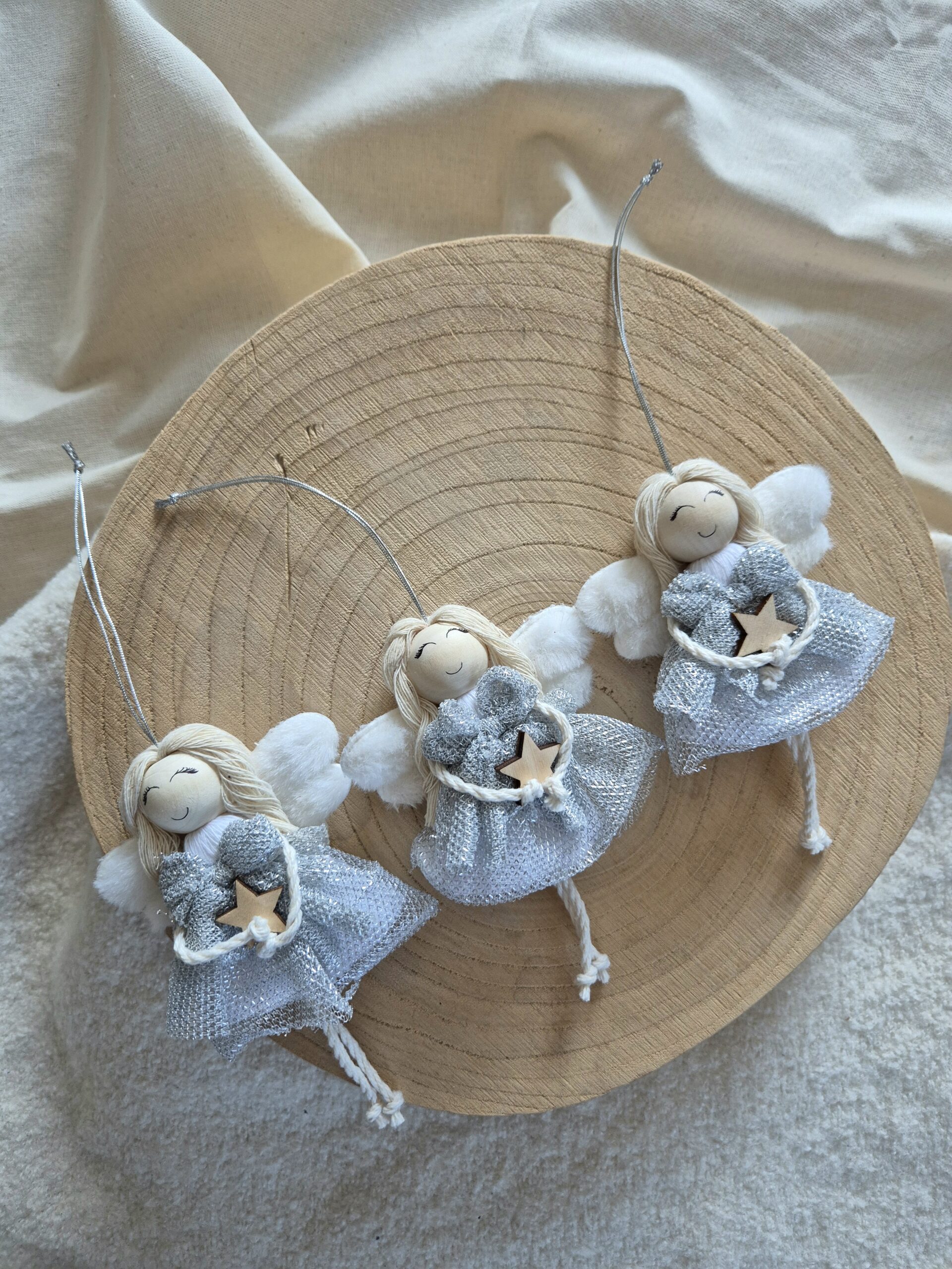 Zestaw 3 aniołków z makramy na choinkę