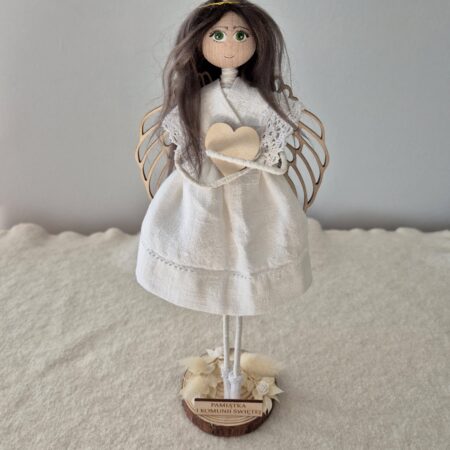 Stojący anioł stróż na Pierwszą Komunię Świętą