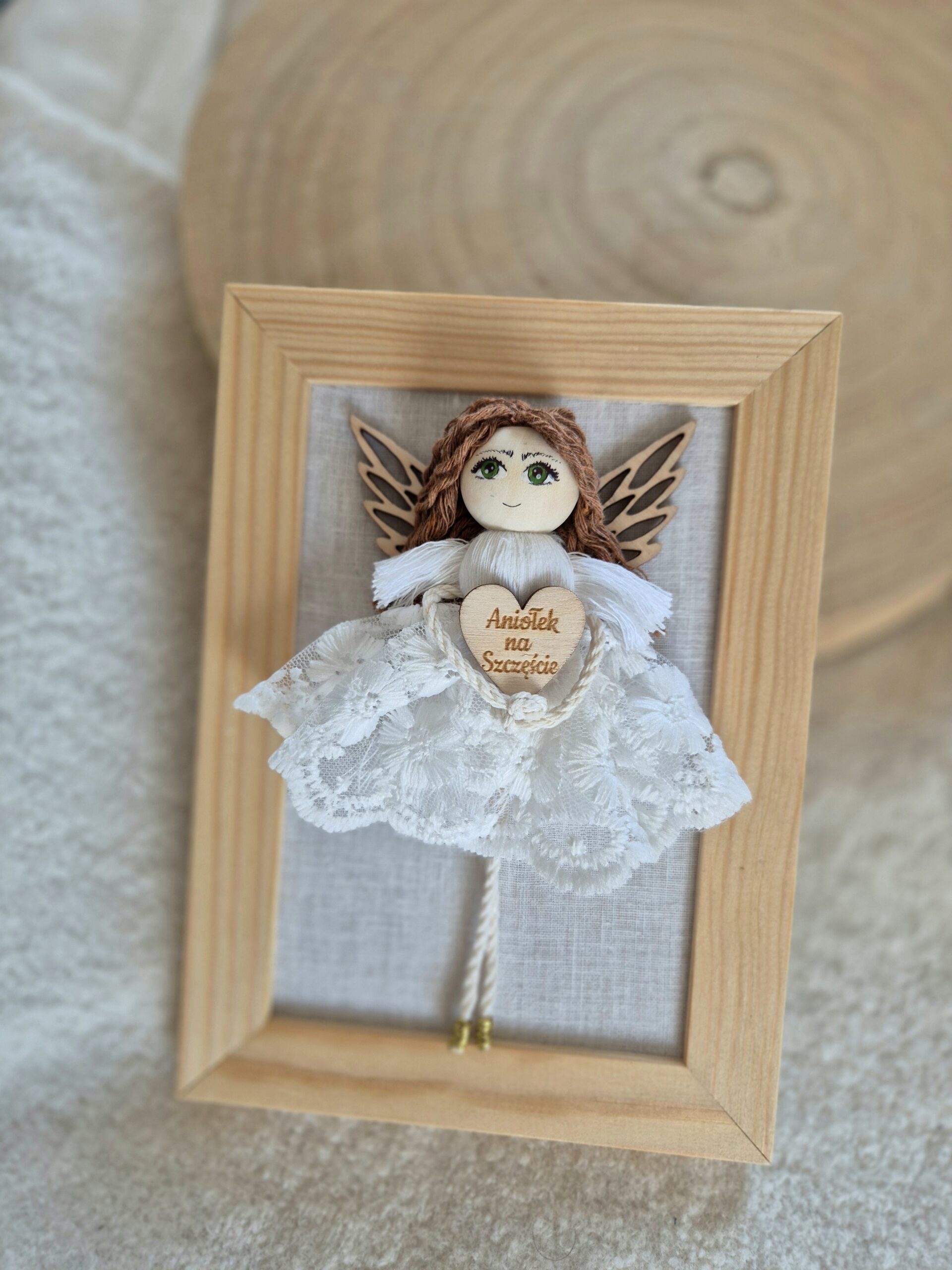 Aniołek na szczęście dla dziecka.
