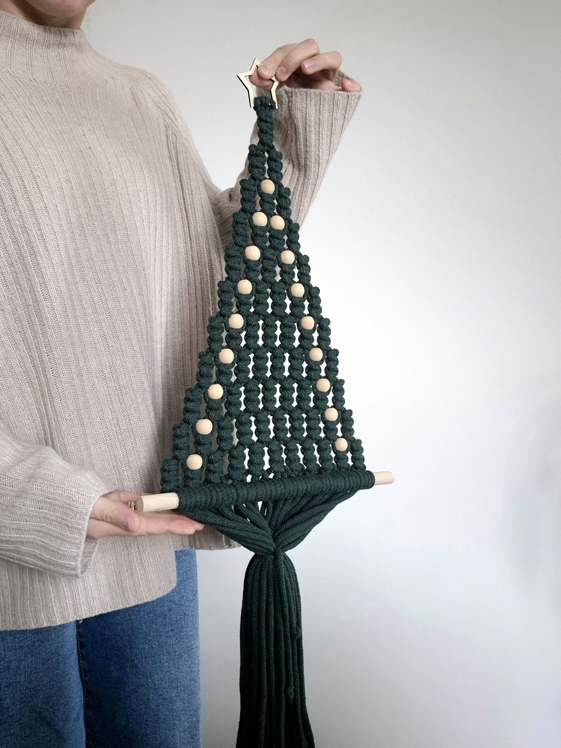 Dekoracja świąteczna na ścianę i okno.