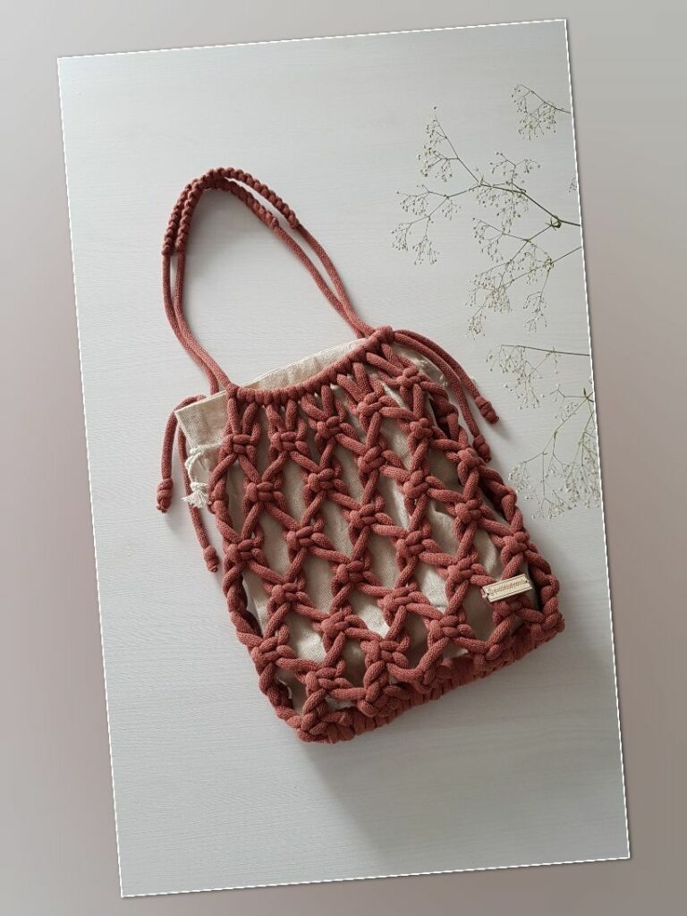 Torebka worek ze sznurka z lnianym wkładem idealna na lato