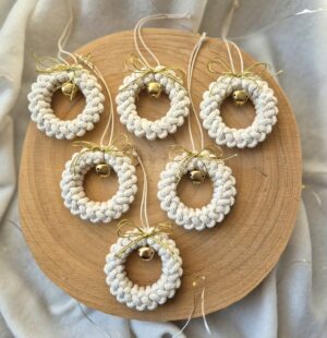 Proste ozdoby na choinkę w stylu naturalnym