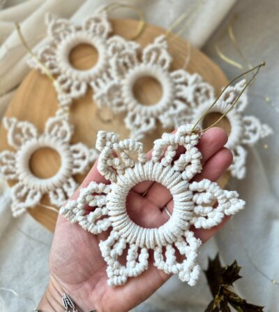 Ozdoby na choinkę ze sznurka - zbliżenie na fakturę sznurka